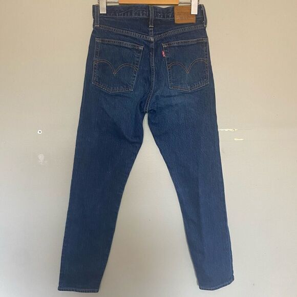 Levi’s Blue Dark-Wash Wedgie Button-Fly High-Rise Jeans Size 26 - Picture 8 of 8